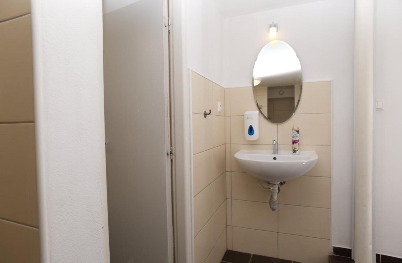 Hostel Old Town Bratislava Exterior photo
