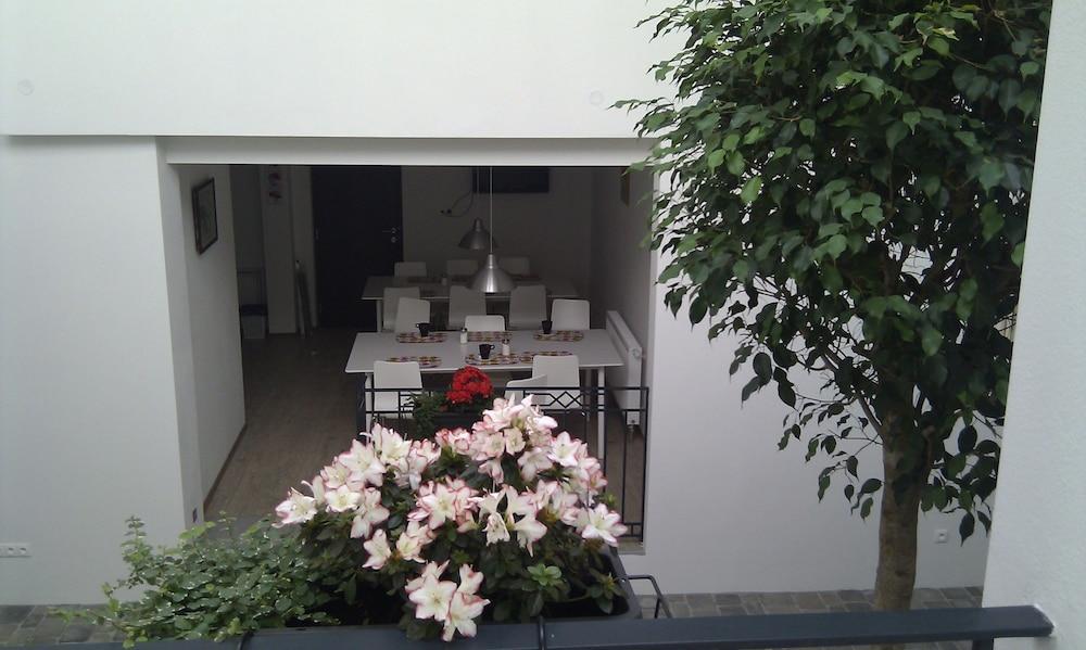 Hostel Old Town Bratislava Exterior photo