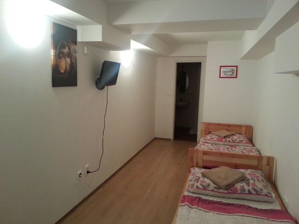 Hostel Old Town Bratislava Exterior photo